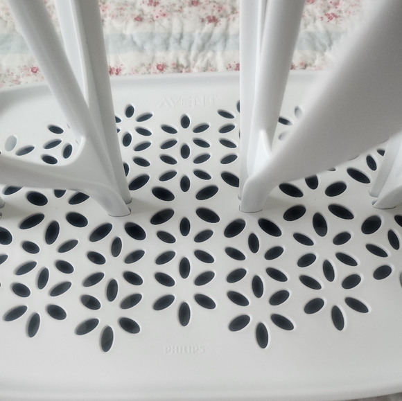 Avent bottle drying rack - Picture 3 of 3